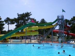 Отель Mobil-home 4 pers. dans Camping 4* Bonne Anse plage  Ле-Мат
